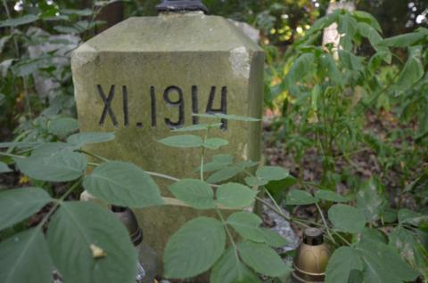 MaszkĂłw - cmentarz (6).jpg