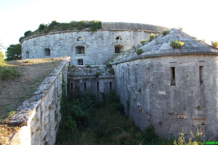 Fort BOURGUIGNON 09.jpg