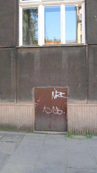 KrakĂłw - LSR, ul. Biskupia 9 (2).jpg