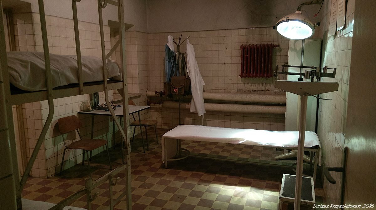 Otwarcie schronu pod Szpitalem im. S. Żeromskiego