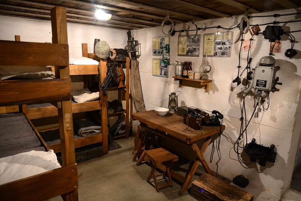 Dzień otwarty schronu regelbau 668 w Rudawie.