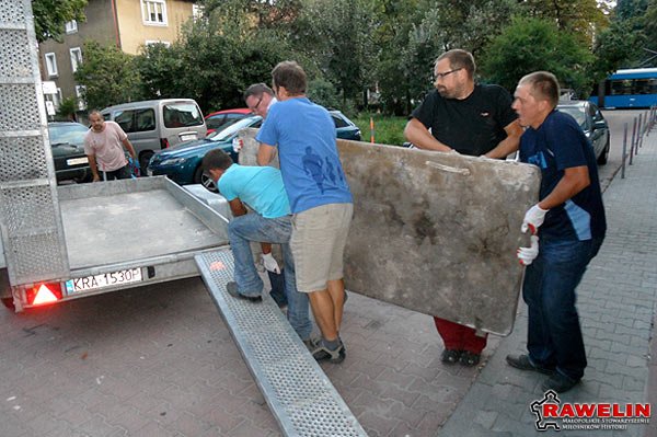 Akcja "Betonowe drzwi".
