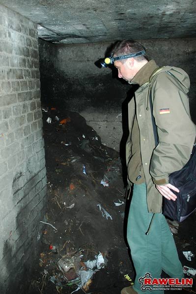 Nawiązanie współpracy z Muzeum Historycznym Miasta Krakowa Odział Pomorska 2 i z Radą Dzielnicy V Miasta Krakowa – prace porządkowe w schronie przeciwlotniczym nr 2 ul. Królewska.