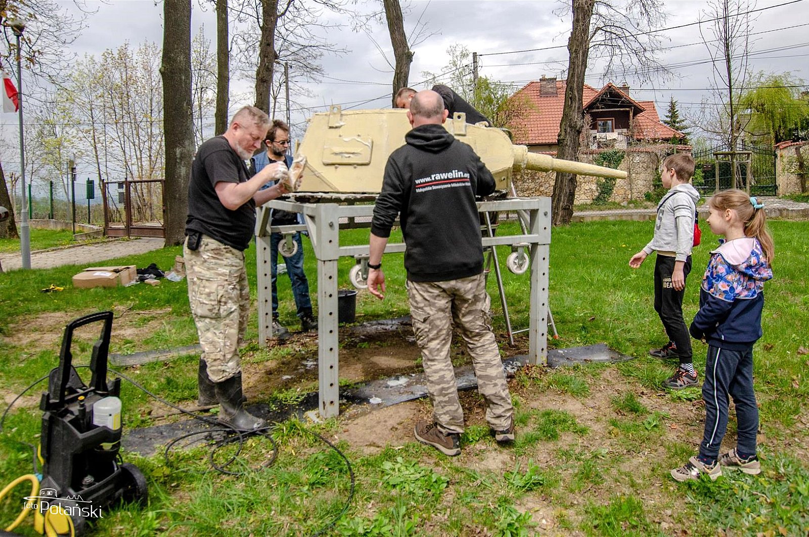 2023 04 29 Wiosenne porządki - mycie wieży DT 4804