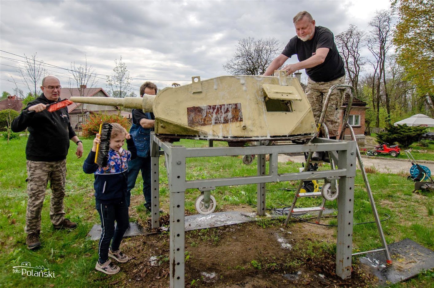2023 04 29 Wiosenne porządki - mycie wieży DT 4804