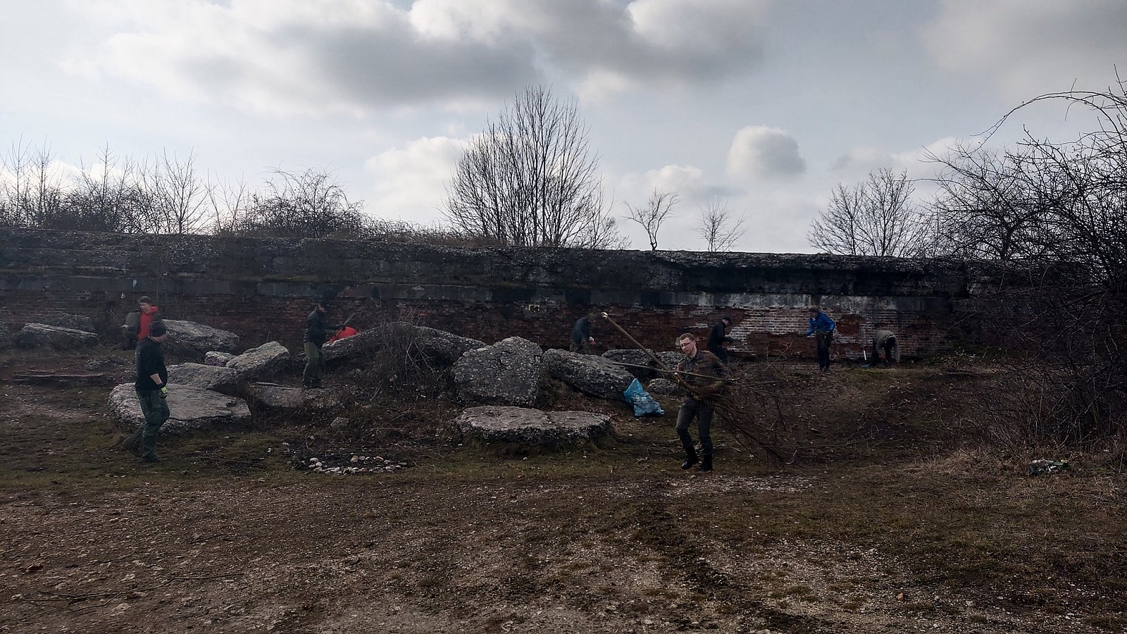 2020 02 15 Wiosenne porządki na forcie Bodzów