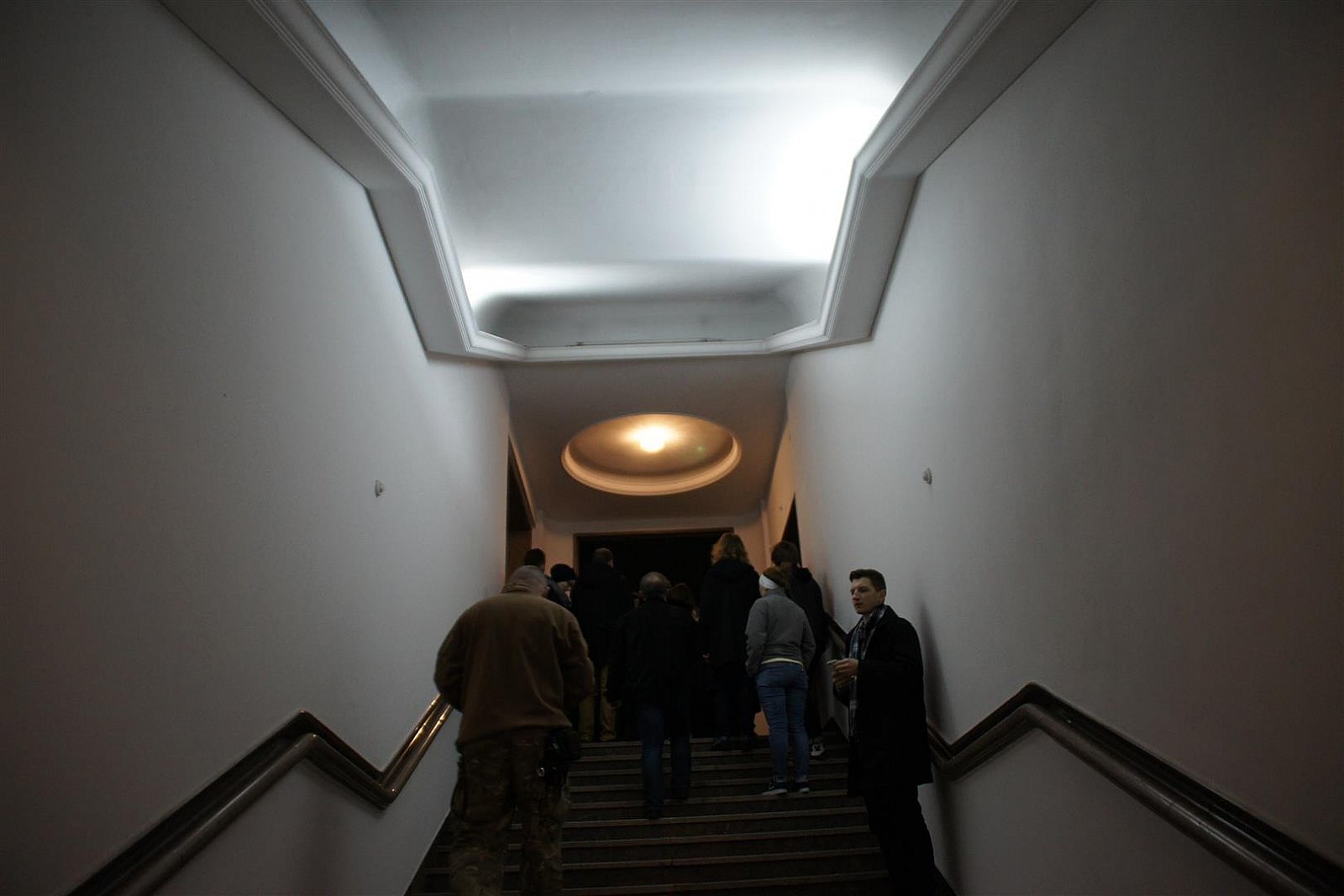 Nocne zwiedzanie Centrum Administracyjnego HiL